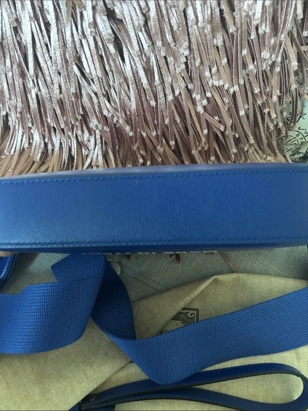 Gucci bold logo